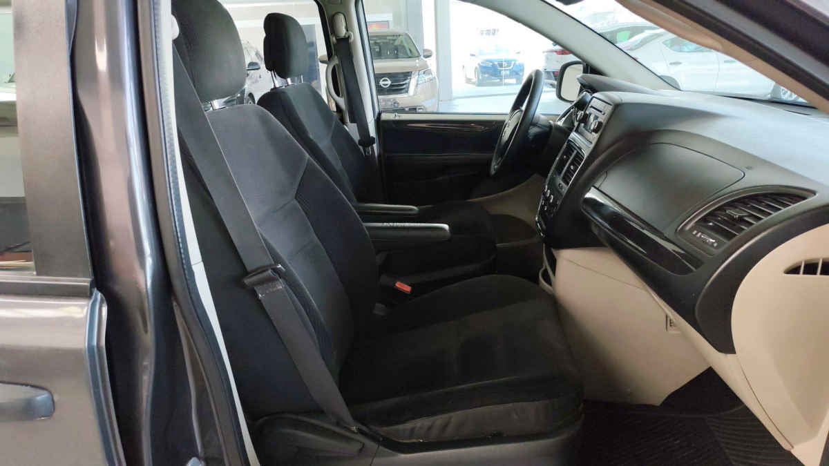 2018 Dodge Grand Caravan 5p SE V6/3.6 Aut