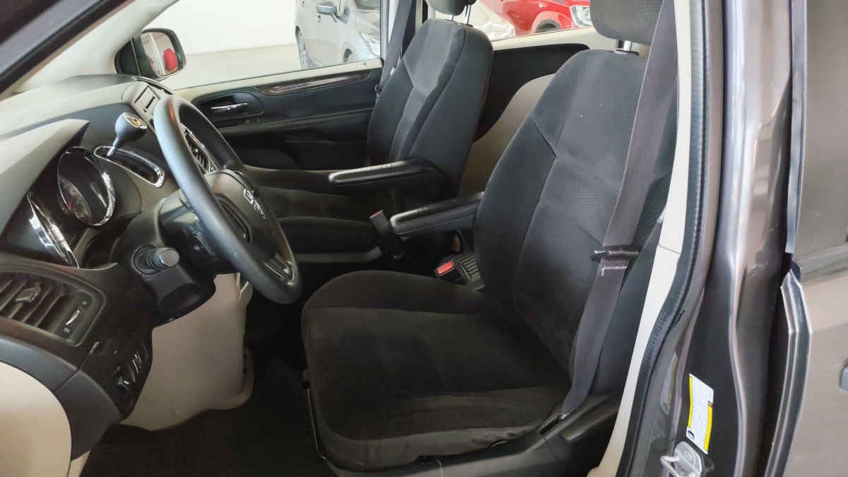 2018 Dodge Grand Caravan 5p SE V6/3.6 Aut