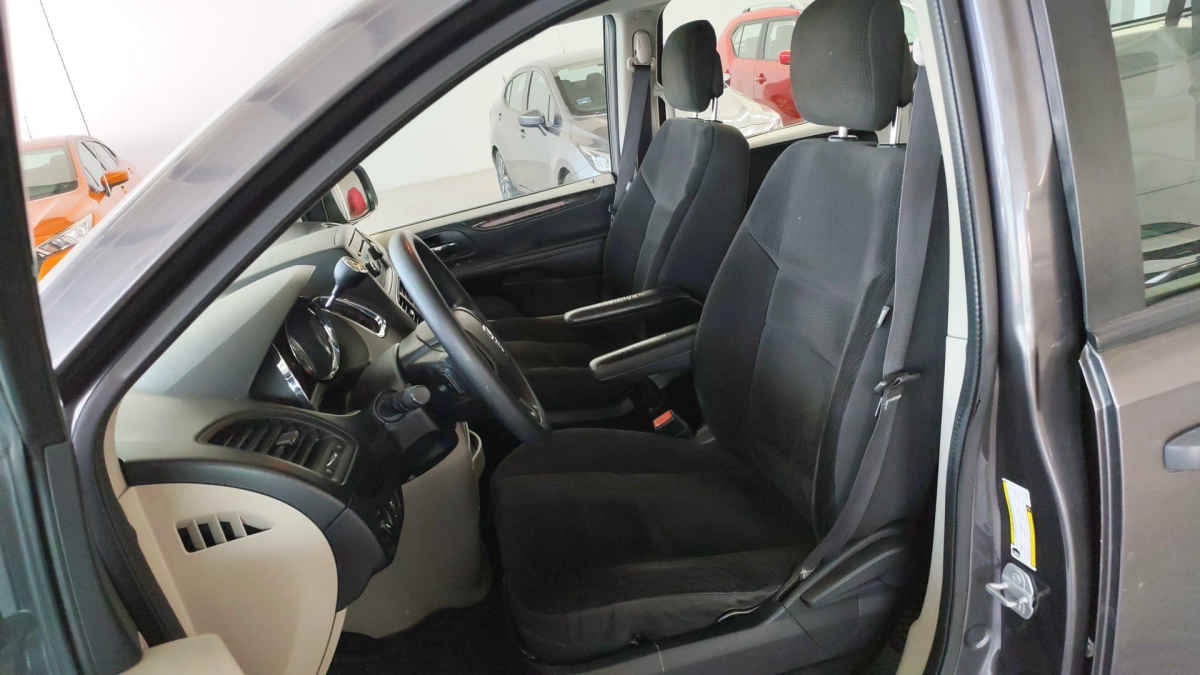 2018 Dodge Grand Caravan 5p SE V6/3.6 Aut