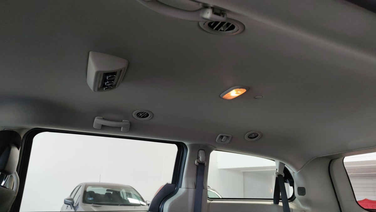 2018 Dodge Grand Caravan 5p SE V6/3.6 Aut