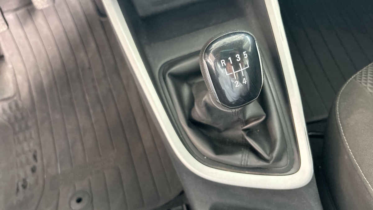 2021 Chevrolet Onix 4p LT L3/1.0/T Man (C)