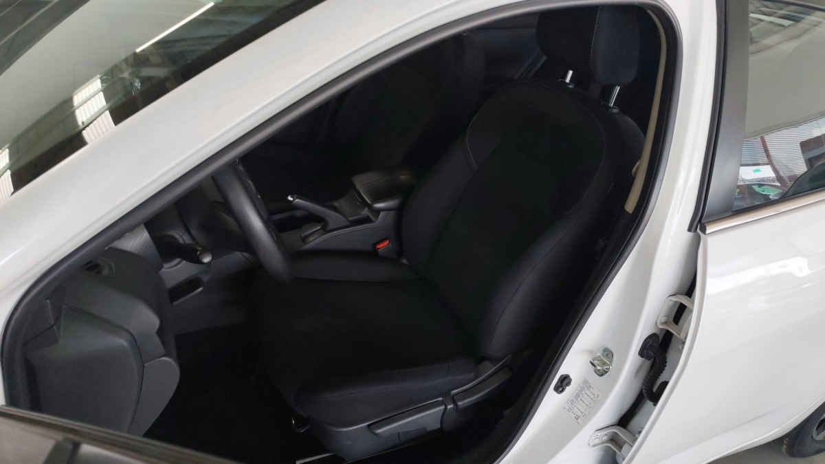 2023 Nissan Sentra 4p Sense L4/2.0 Man