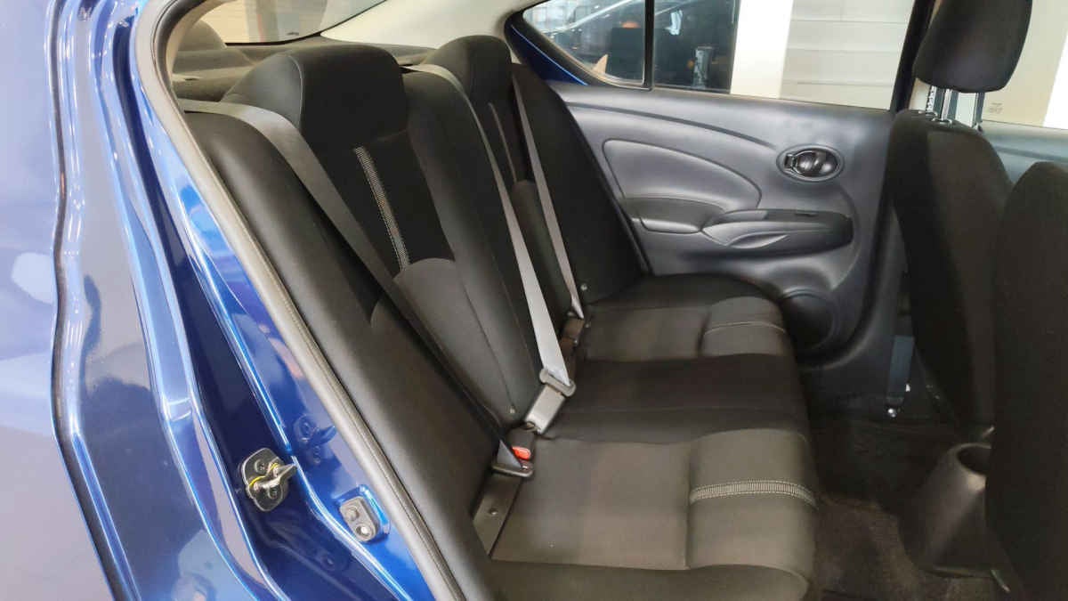 2024 Nissan V-Drive 4p L4/1.6 Man Audio