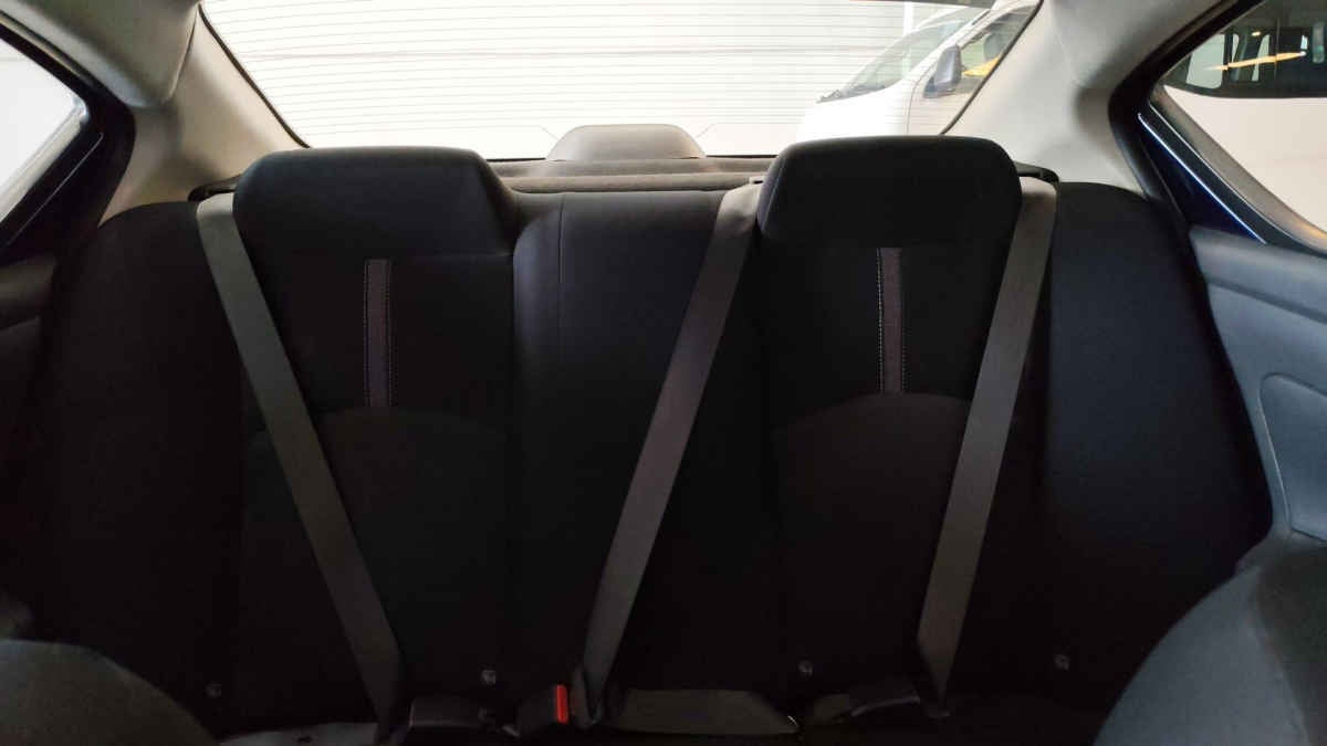 2024 Nissan V-Drive 4p L4/1.6 Man Audio