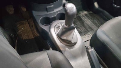 2024 Nissan V-Drive 4p L4/1.6 Man Audio