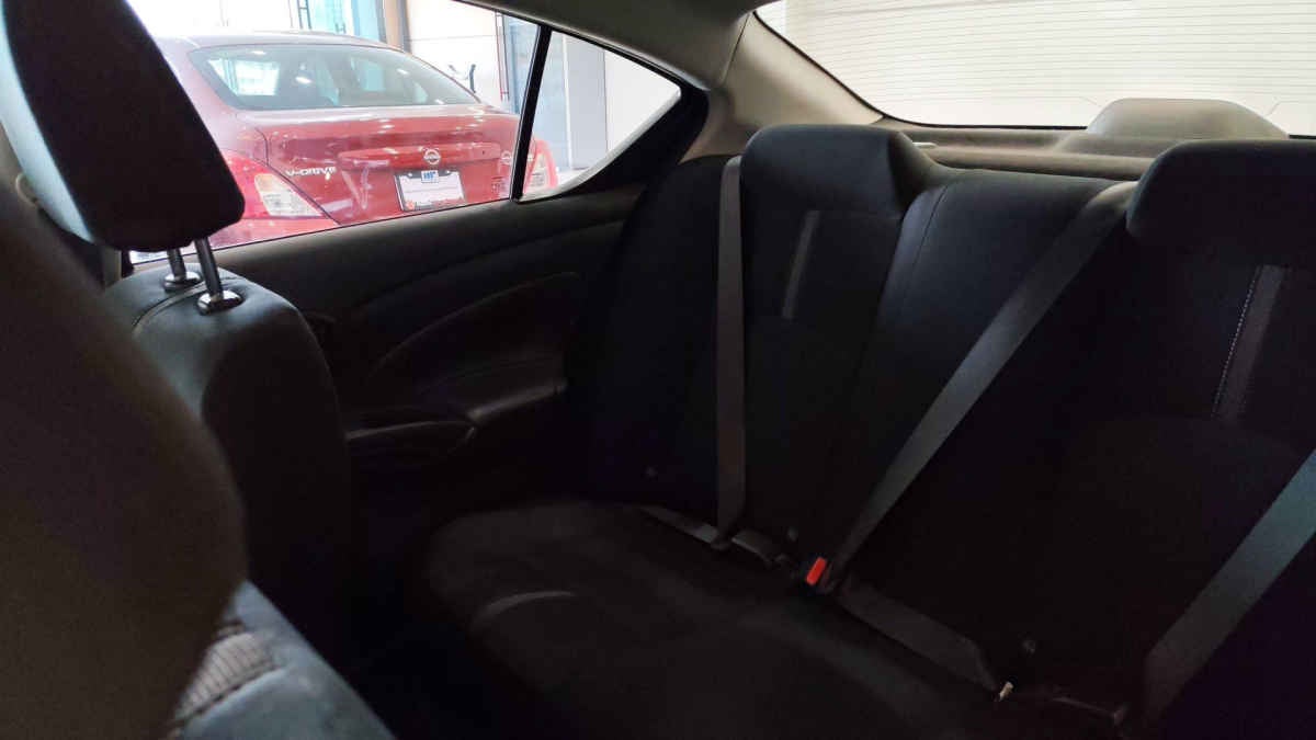 2024 Nissan V-Drive 4p L4/1.6 Man Audio