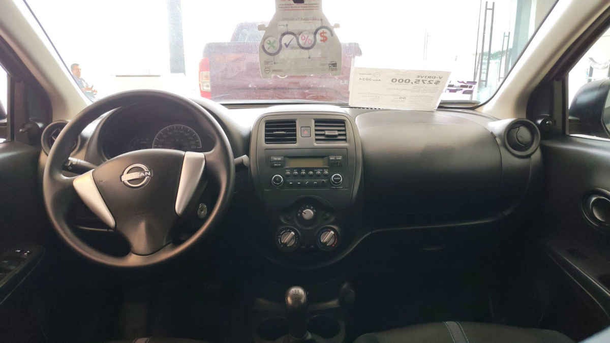2024 Nissan V-Drive 4p L4/1.6 Man Audio