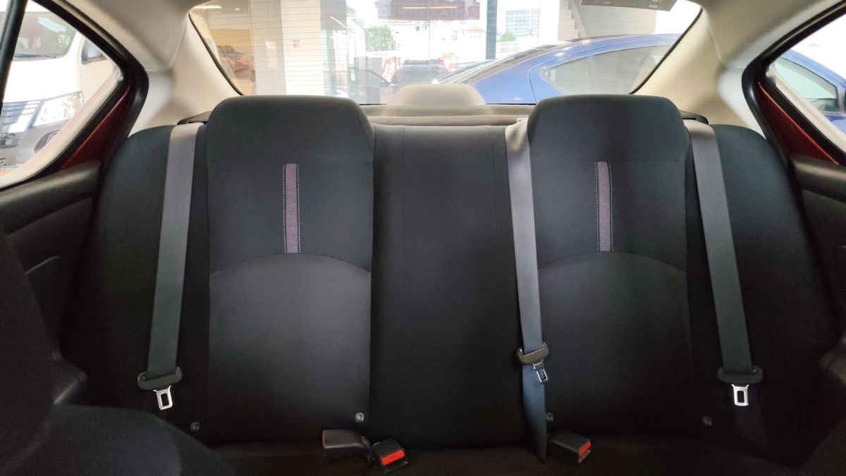 2024 Nissan V-Drive 4p L4/1.6 Man Audio