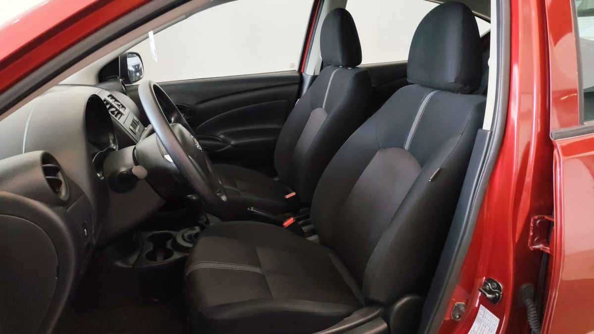 2024 Nissan V-Drive 4p L4/1.6 Man Audio