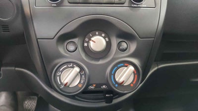 2024 Nissan V-Drive 4p L4/1.6 Man Audio