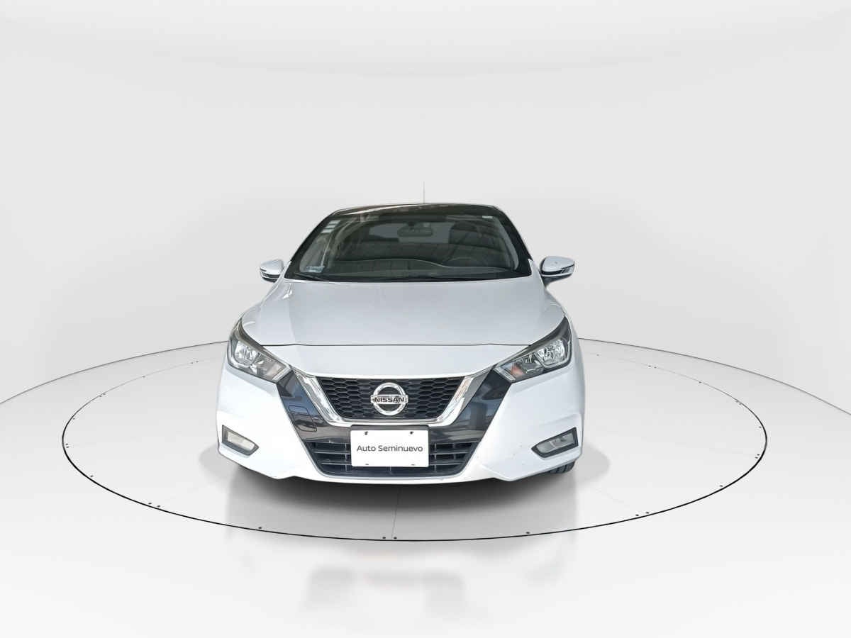 2021 Nissan Versa 4p Advance L4/1.6 Man
