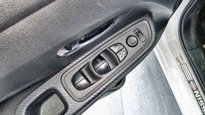 2021 Nissan Versa 4p Advance L4/1.6 Man