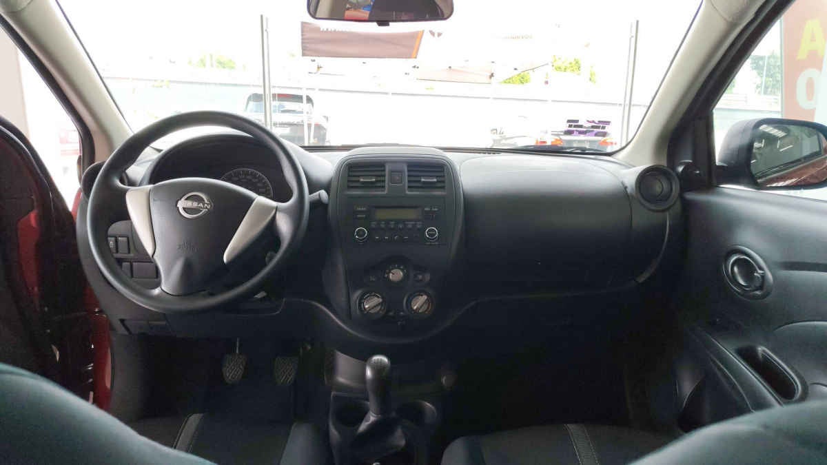 2020 Nissan Versa 4p Advance L4/1.6 Aut