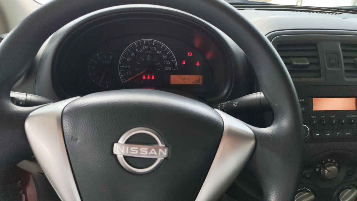 2020 Nissan Versa 4p Advance L4/1.6 Aut