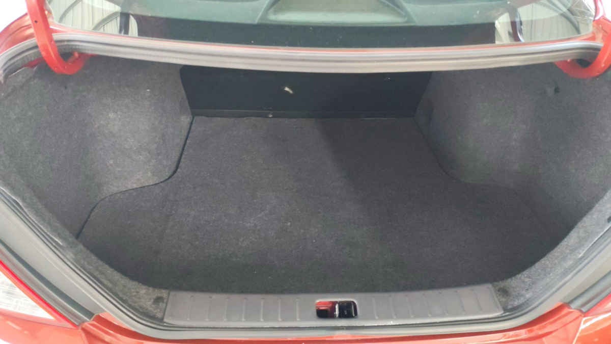 2020 Nissan Versa 4p Advance L4/1.6 Aut