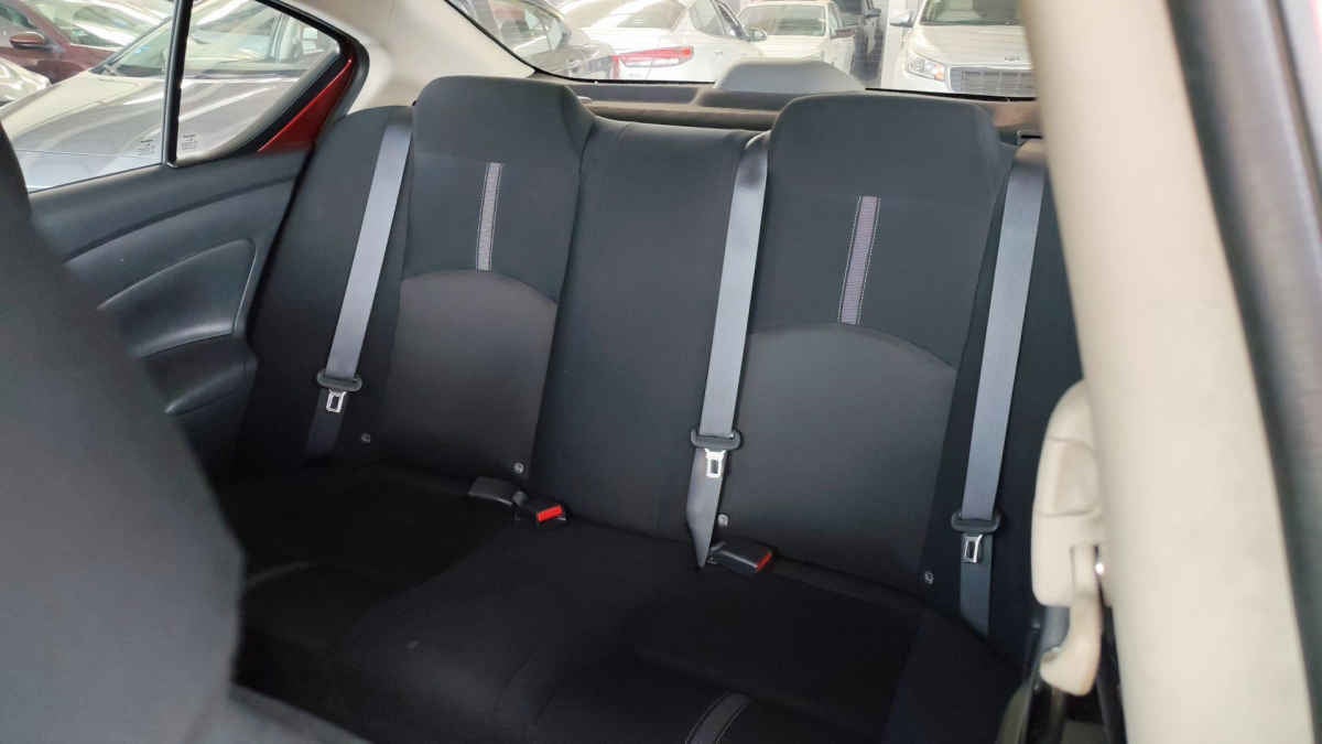 2020 Nissan Versa 4p Advance L4/1.6 Aut