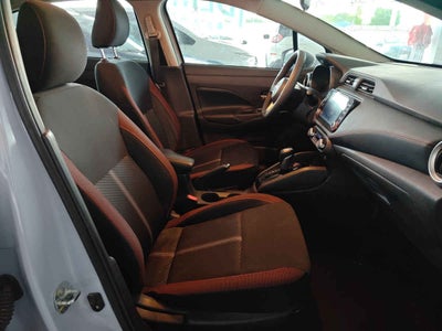 2024 Nissan Versa 4p SR L4/1.6 Aut