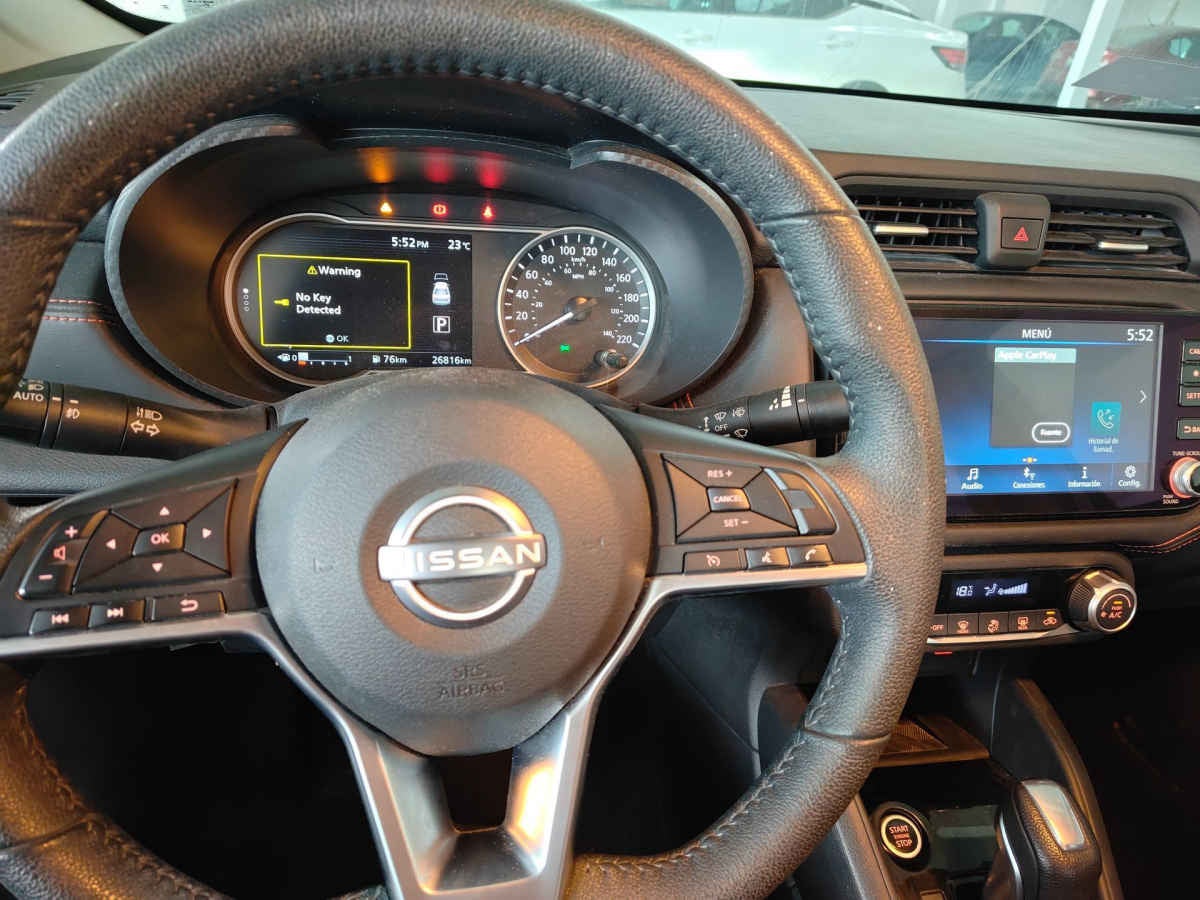 2024 Nissan Versa 4p SR L4/1.6 Aut