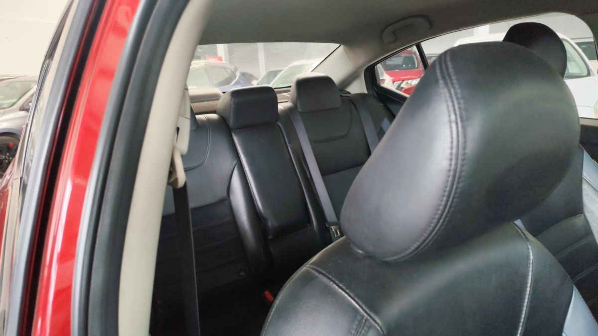 2023 Nissan Versa 4p Exclusive L4/1.6 Aut