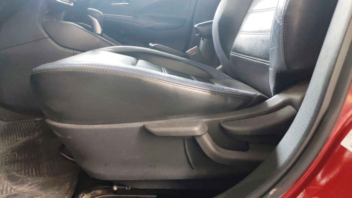 2023 Nissan Versa 4p Exclusive L4/1.6 Aut