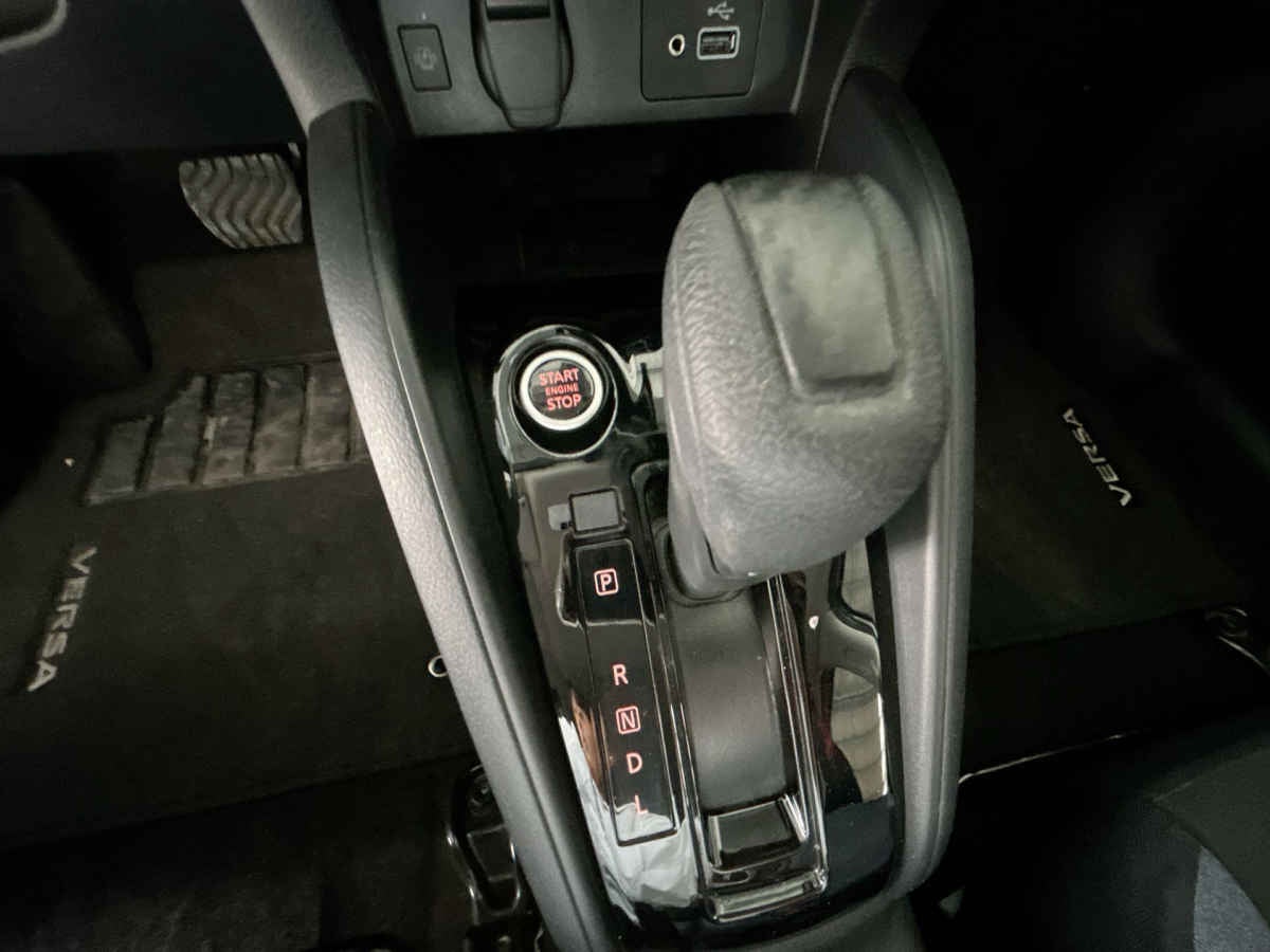 2024 Nissan Versa 4p Advance L4/1.6 Aut