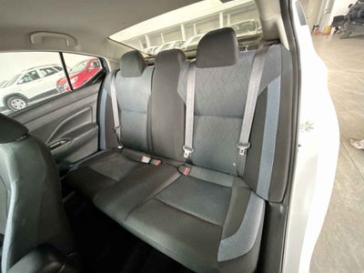 2024 Nissan Versa 4p Advance L4/1.6 Aut