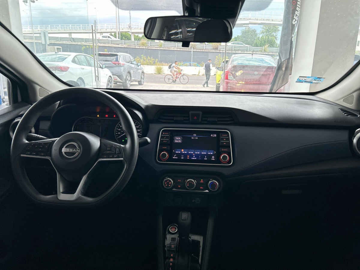 2024 Nissan Versa 4p Advance L4/1.6 Aut
