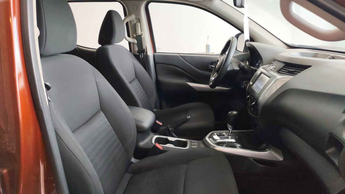 2023 Nissan Frontier 4p LE L4/2.5 Aut