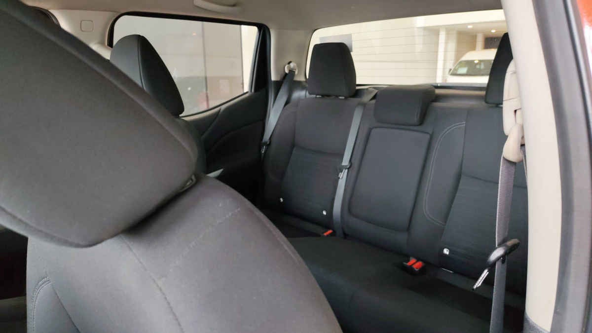 2023 Nissan Frontier 4p LE L4/2.5 Aut