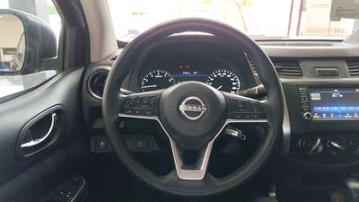2023 Nissan Frontier 4p LE L4/2.5 Aut