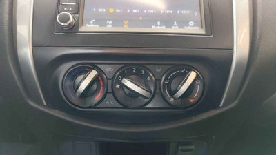 2023 Nissan Frontier 4p LE L4/2.5 Aut