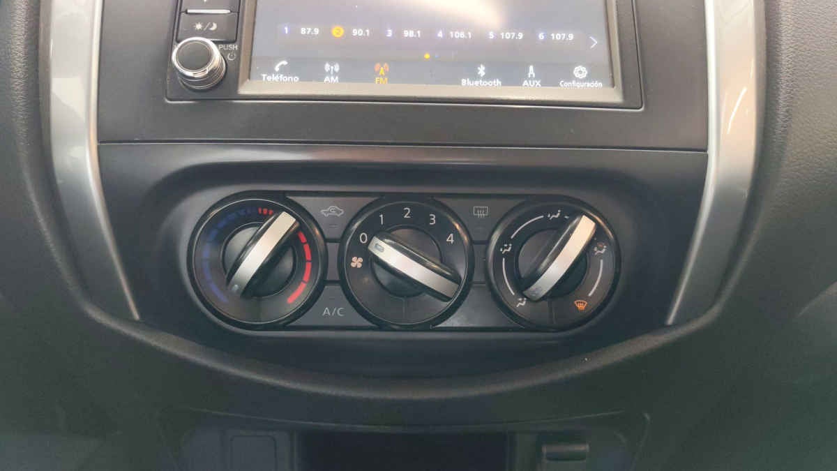 2023 Nissan Frontier 4p LE L4/2.5 Aut