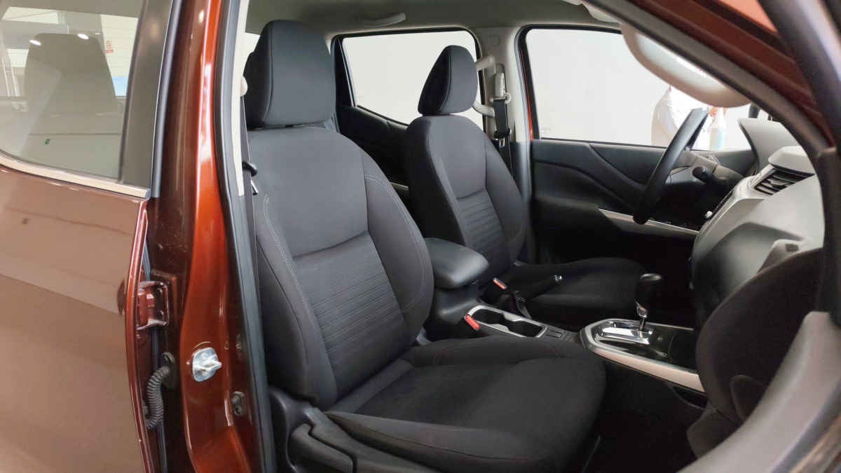 2023 Nissan Frontier 4p LE L4/2.5 Aut