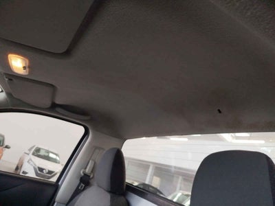 2018 Nissan Chasis Cabina NP300 2p L4/2.4 Man A/C