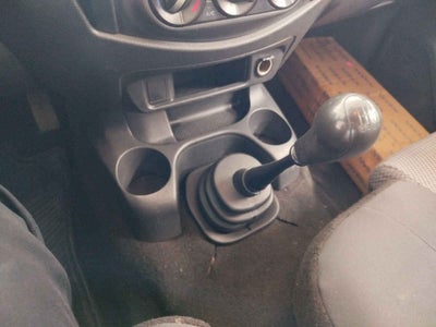 2018 Nissan Chasis Cabina NP300 2p L4/2.4 Man A/C