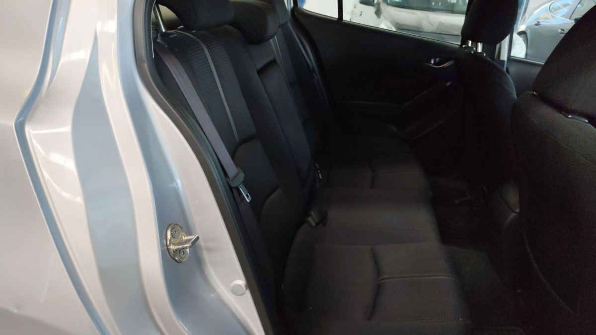 2017 Mazda Mazda 3 4p Sedán i L4/2.0 Aut