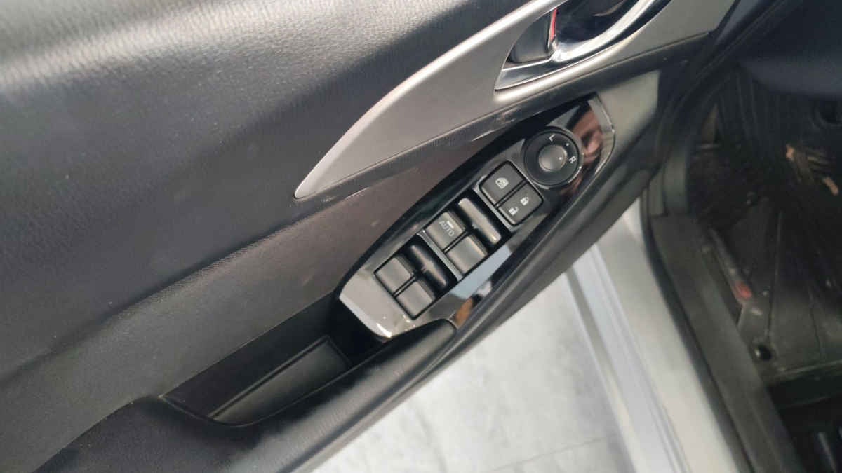 2017 Mazda Mazda 3 4p Sedán i L4/2.0 Aut