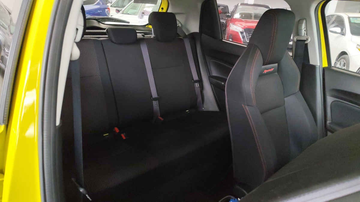 2024 Suzuki Swift 5p GLX L4/1.4 Aut