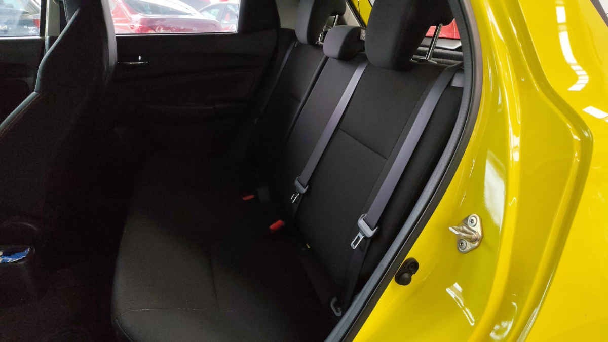 2024 Suzuki Swift 5p GLX L4/1.4 Aut