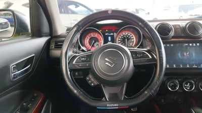 2024 Suzuki Swift 5p GLX L4/1.4 Aut