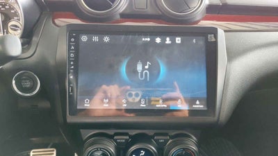 2024 Suzuki Swift 5p GLX L4/1.4 Aut