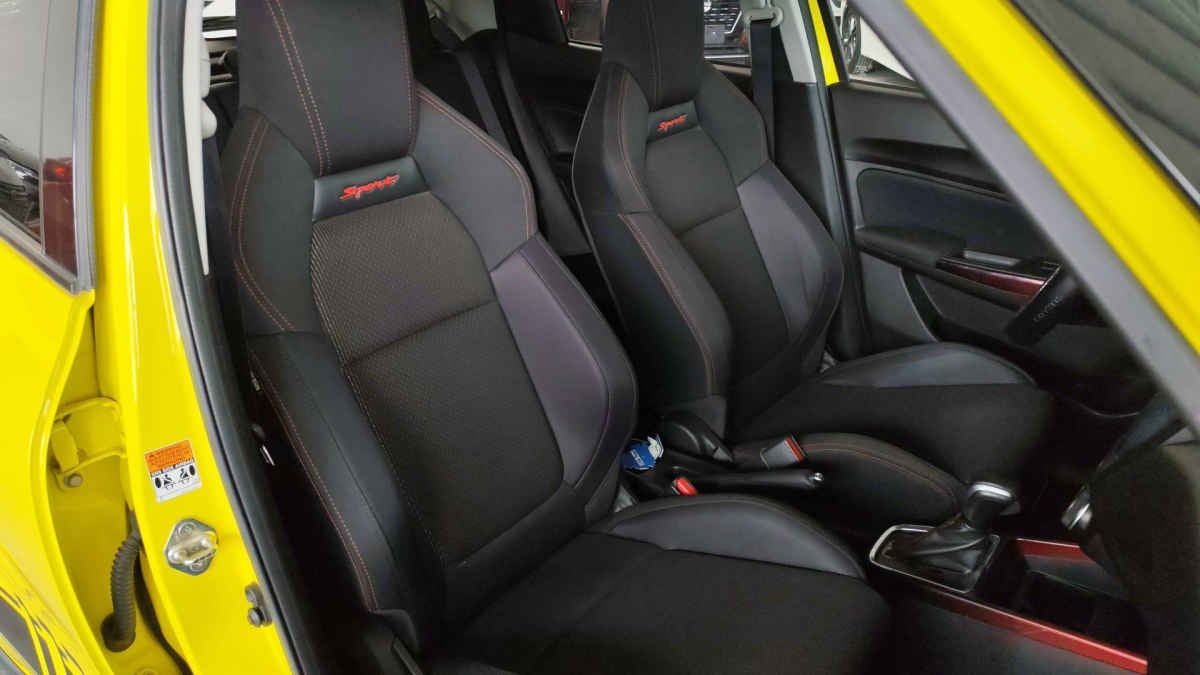 2024 Suzuki Swift 5p GLX L4/1.4 Aut