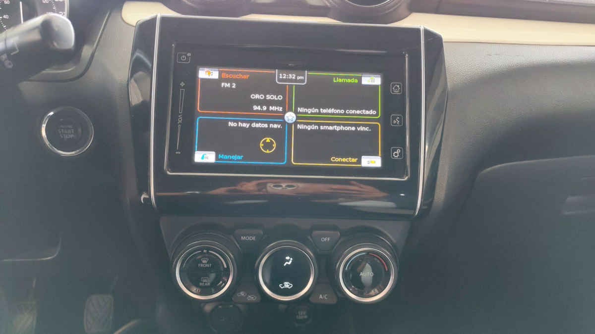 2018 Suzuki Swift 5p GLX L4/1.4 Man