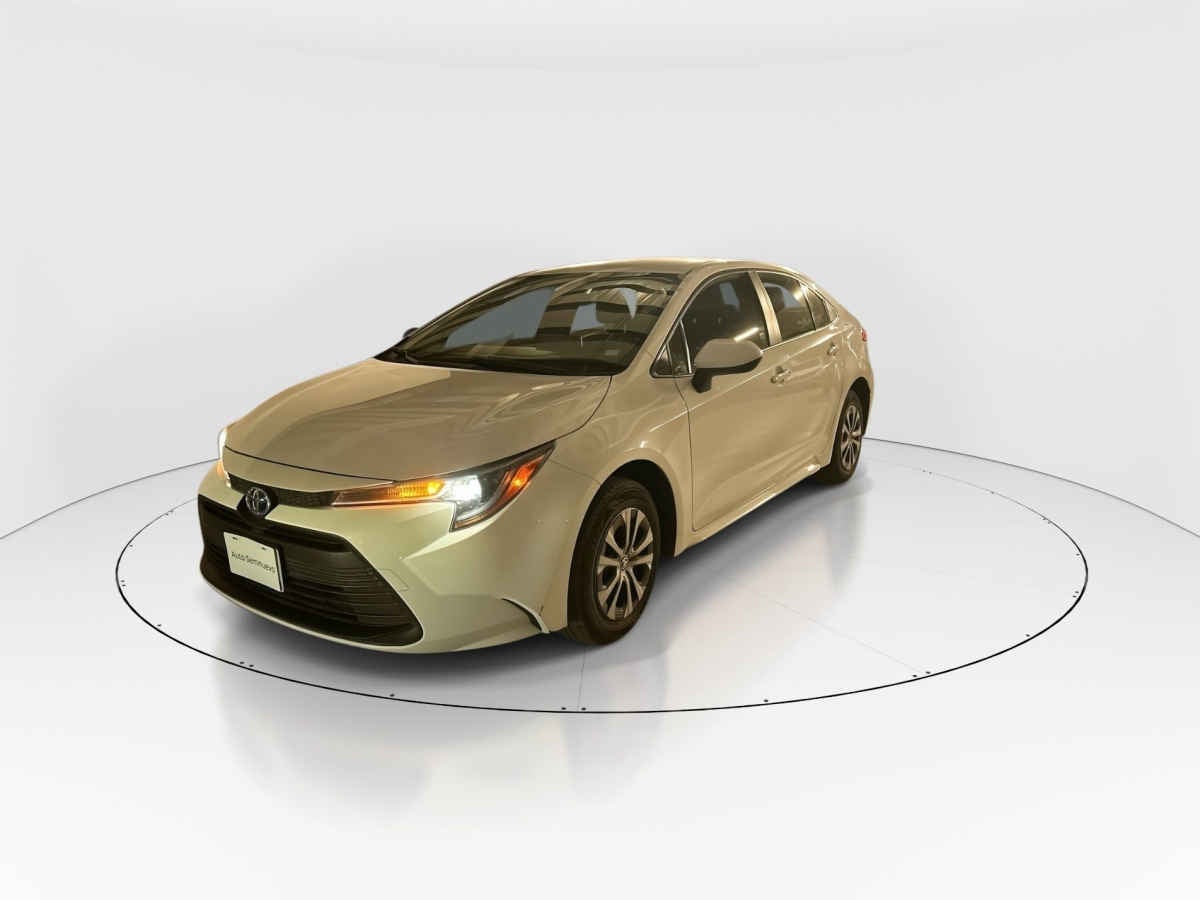 2023 Toyota Corolla 4p LE HEV L4/1.8 Aut