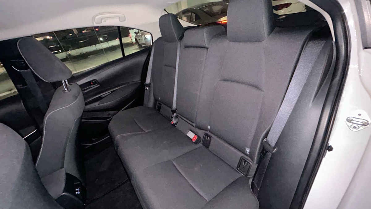 2023 Toyota Corolla 4p LE HEV L4/1.8 Aut