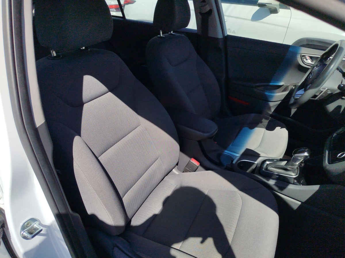 2020 Hyundai Ioniq 4p 1.6 GLS PREMIUM