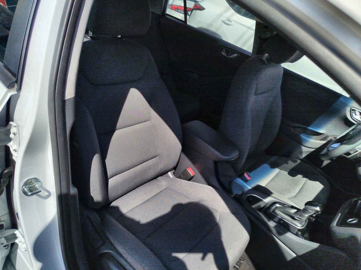 2020 Hyundai Ioniq 4p 1.6 GLS PREMIUM