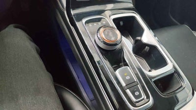 2023 JAC SEI 6 5p Pro Limited L4/1.5/T Aut