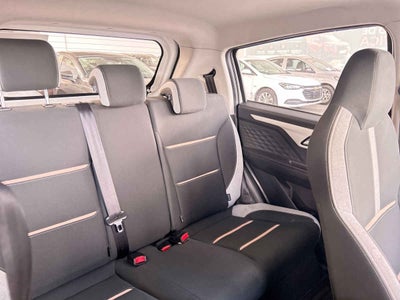 2026 JAC E10X 5p EV 31.4 kWh Aut