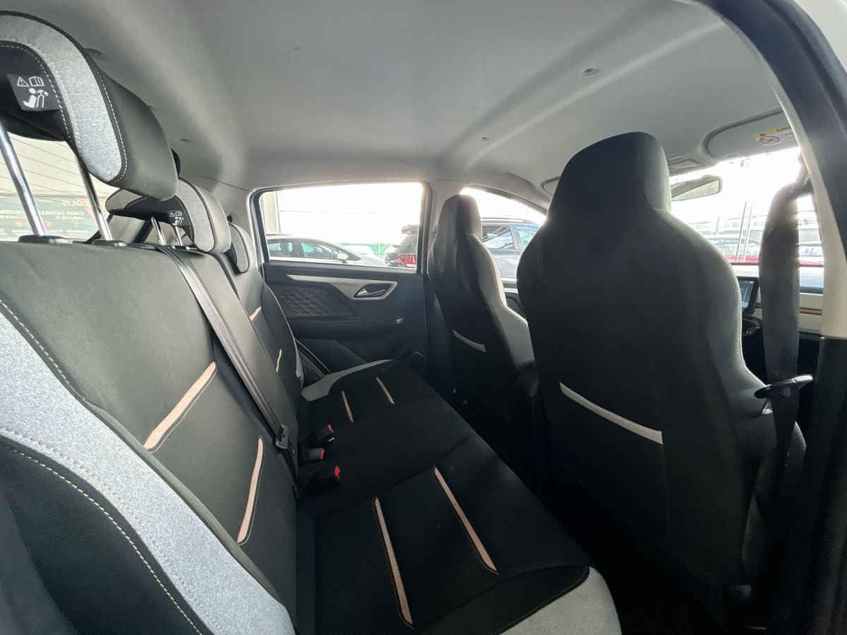 2026 JAC E10X 5p EV 31.4 kWh Aut